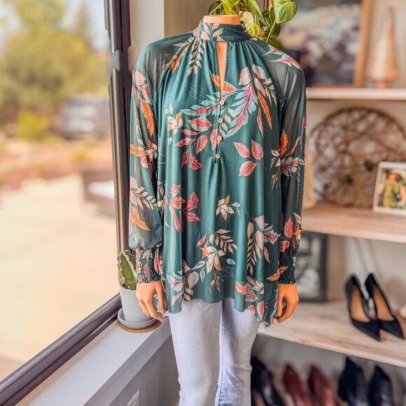 NWT-Gimmicks by Buckle, Leaf Print Mesh Henley Long Sleeve Top, Women’s X-Small - Picture 2 of 12